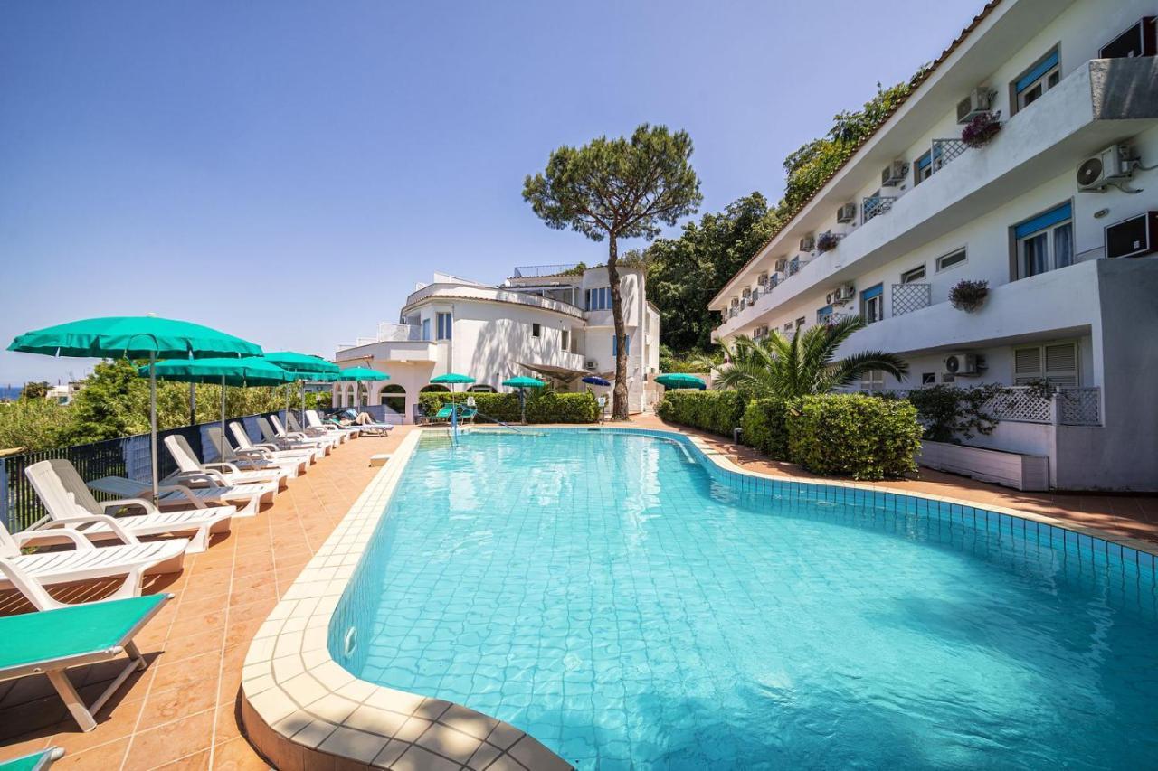 Bristol Hotel Lacco Ameno  Luaran gambar